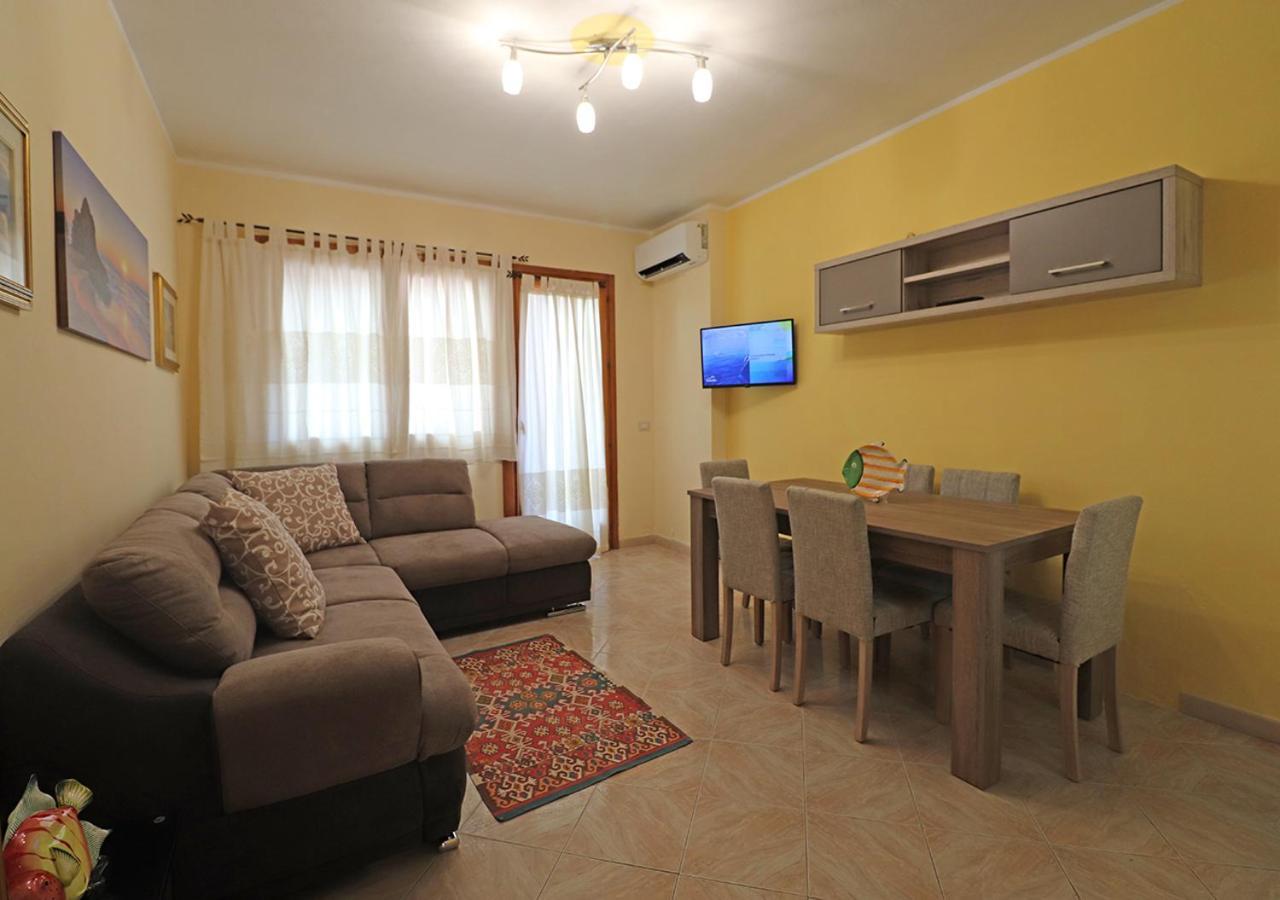 Murphy Holiday Home - Residenza Guardia Vecchia La Maddalena  Ngoại thất bức ảnh