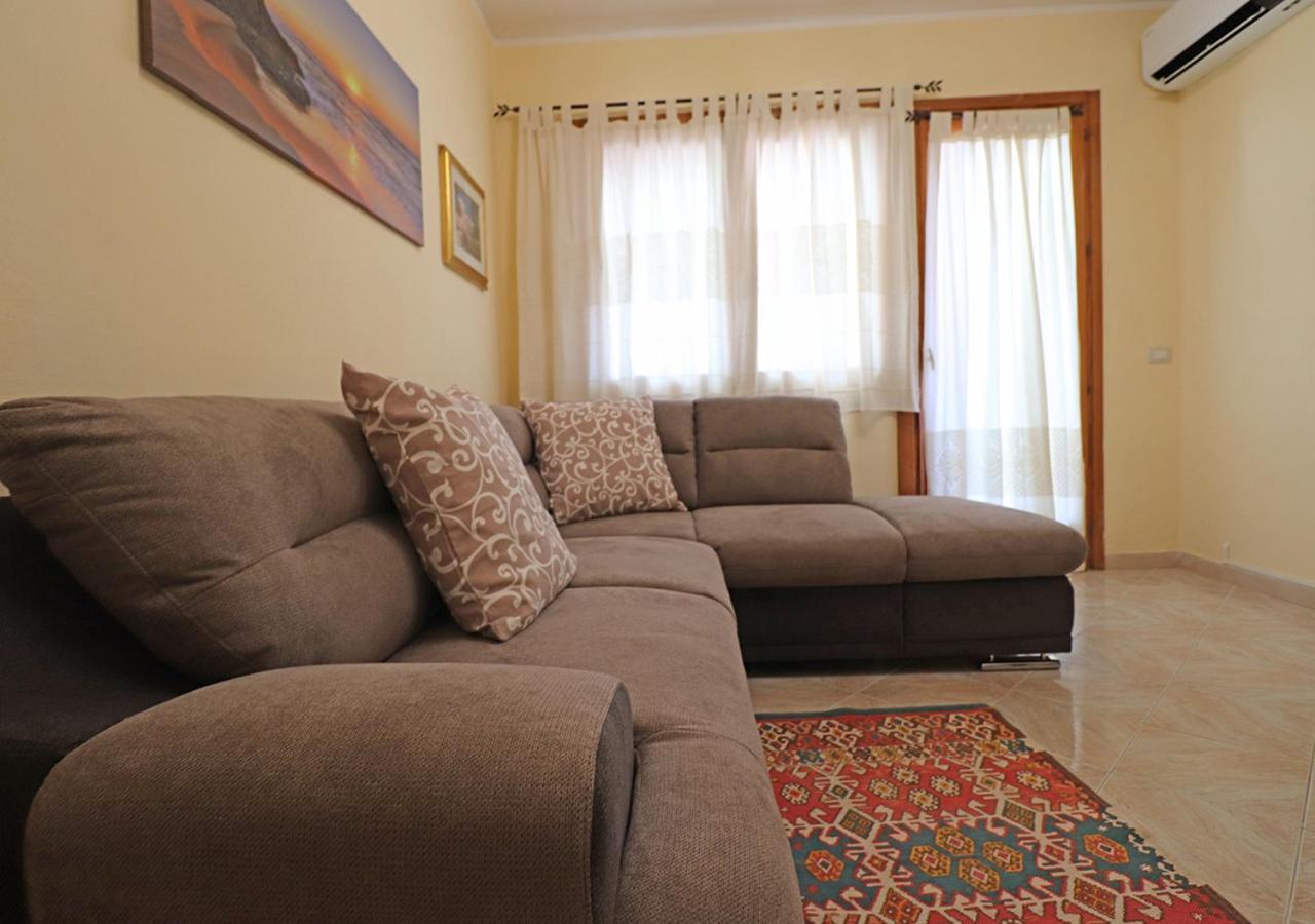 Murphy Holiday Home - Residenza Guardia Vecchia La Maddalena  Ngoại thất bức ảnh